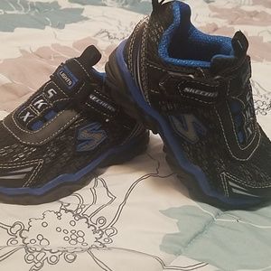 Skechers SKX lights sz 7
